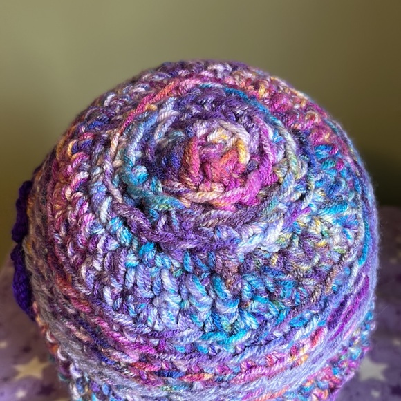 Vibrant Multicolor crochet beanie medium soft colorful acrylic yarn new - Picture 6 of 10